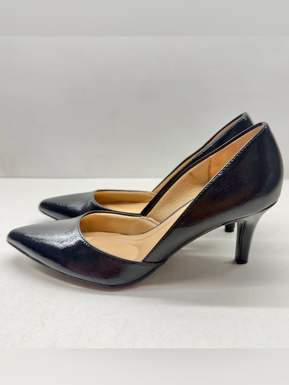 Abella Black Solid Pointed Toe Pump Heels Slip-On Women's US 8.5M